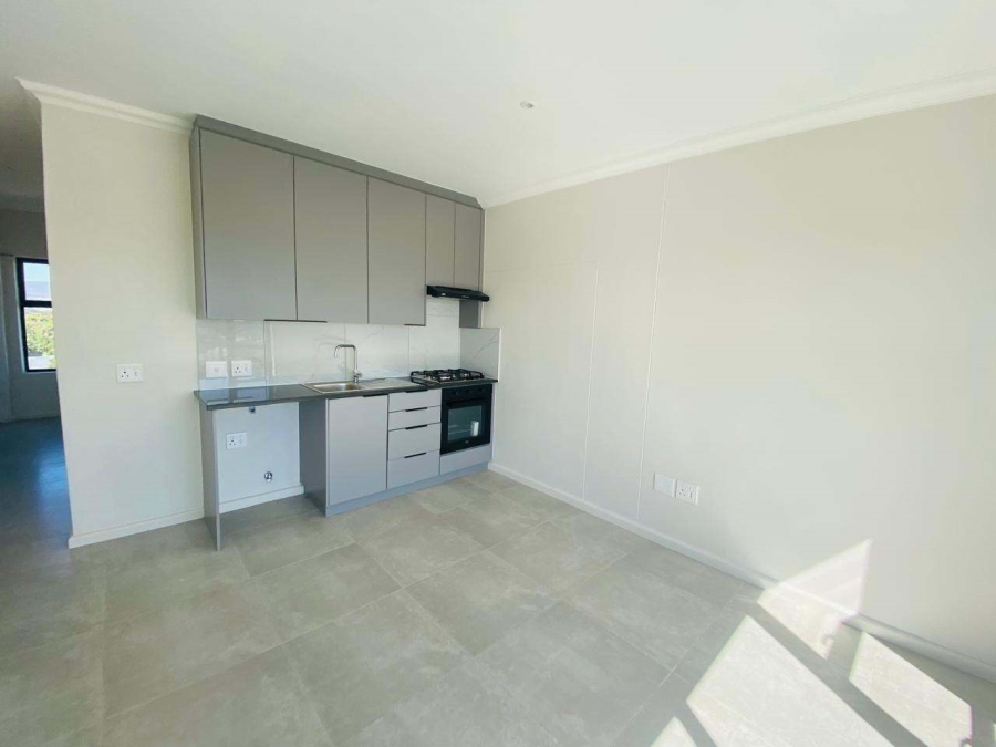 1 Bedroom Property for Sale in Table View Western Cape